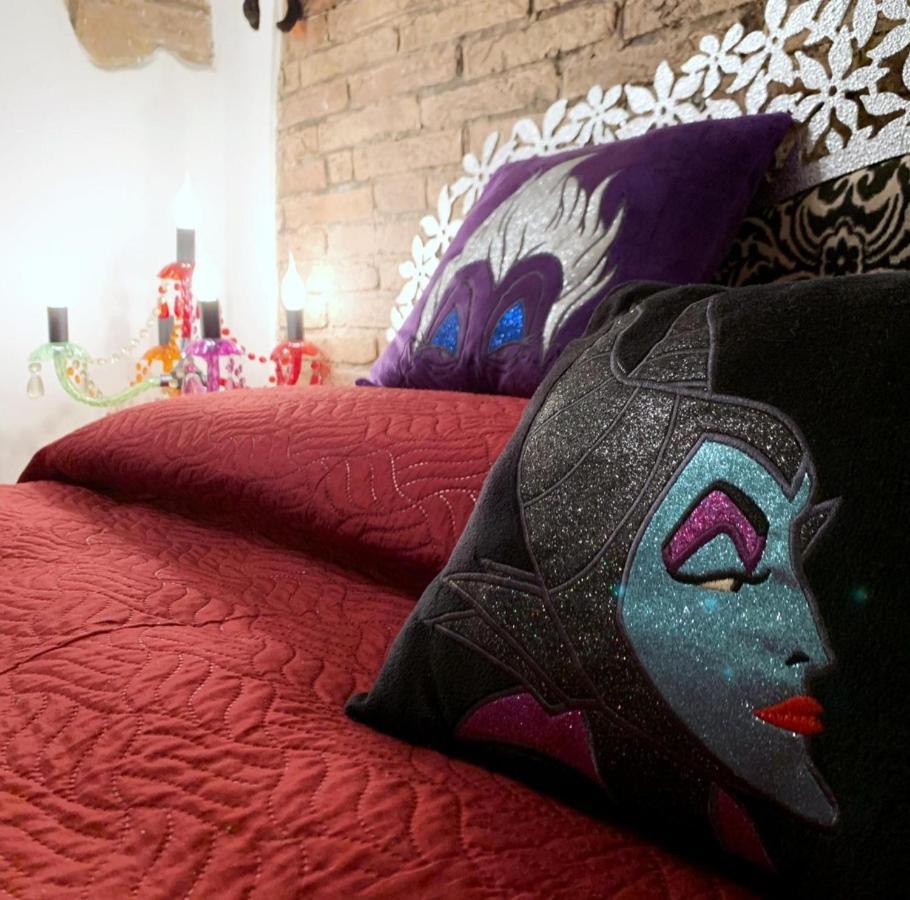 ليفورنو L'Ora Delle Streghe B&B Centralissimo المظهر الخارجي الصورة