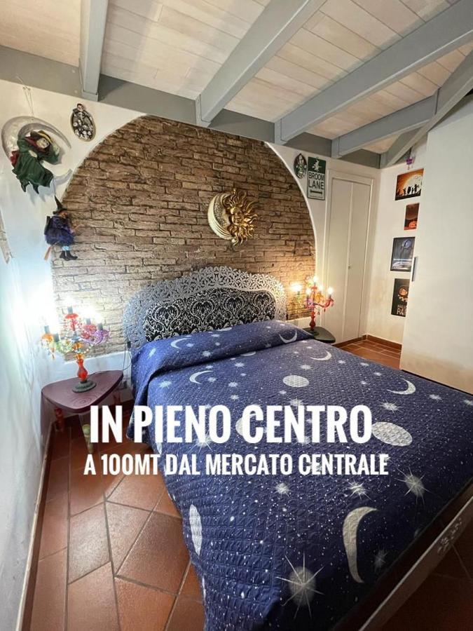 ليفورنو L'Ora Delle Streghe B&B Centralissimo المظهر الخارجي الصورة